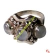 3-stone silver finger ring