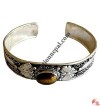 Single stone white-metal bangle1