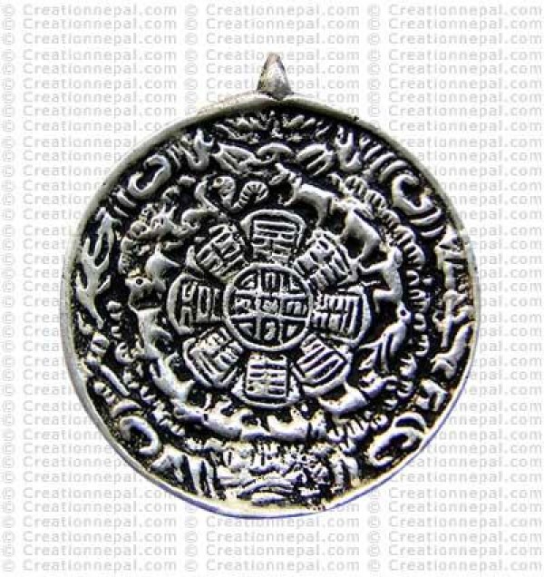 Mediun round white metal calendar