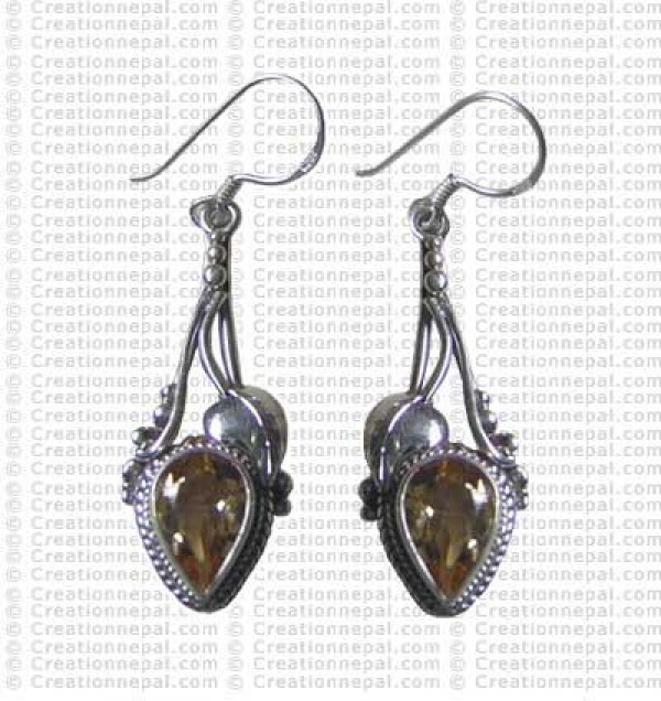Leaf carved earring