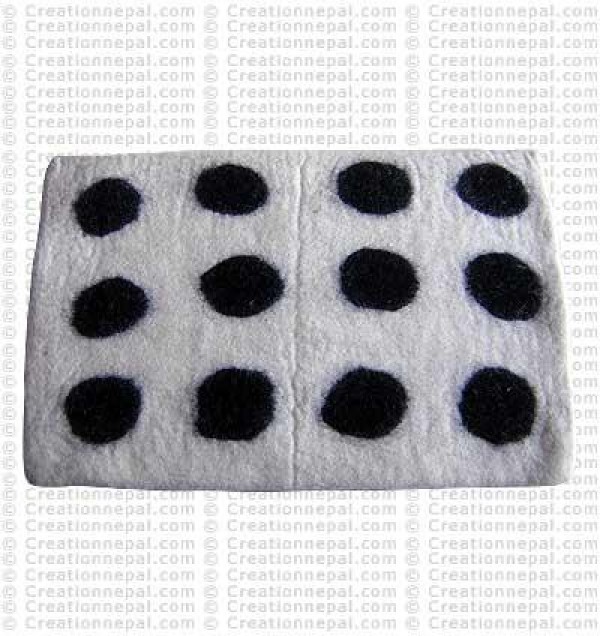Felt Cushion 3