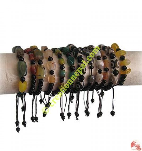 Multi-size stone bracelet