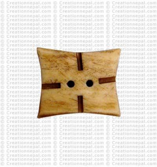Silple carved 4-corner button (packet of 10)