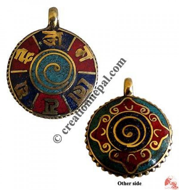 Stone setting double sided round pendant1