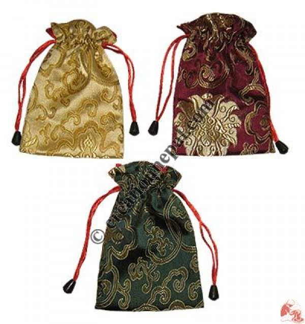 Rectangle shape silk thaili 