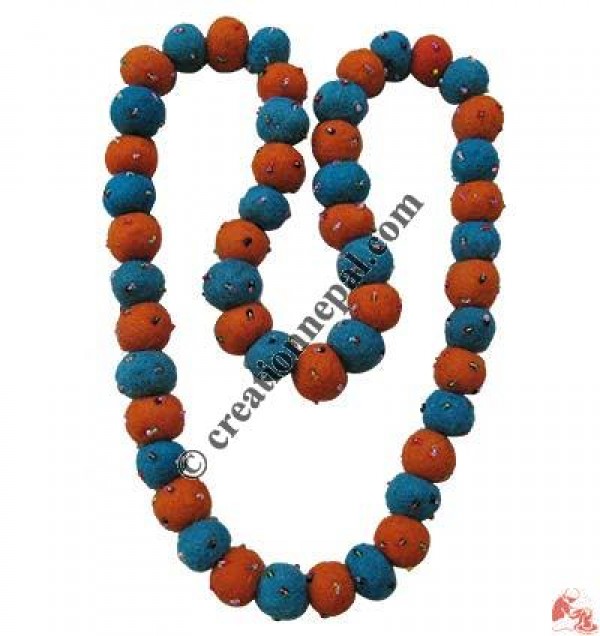 Tiny glass beads decorated balls necklace 4
