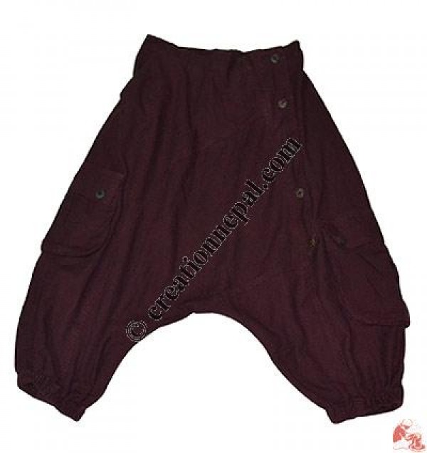 Buttons design quarter trouser