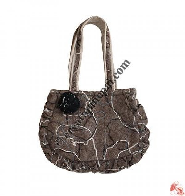 Uneven lines design Felt Bag