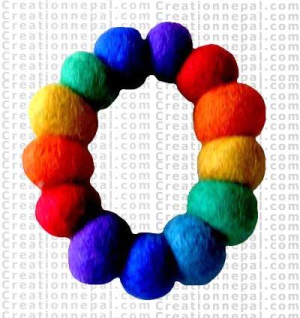 Felt bracelet 1