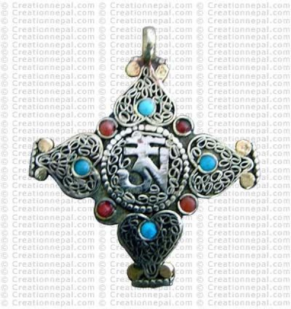 White metal star pendant