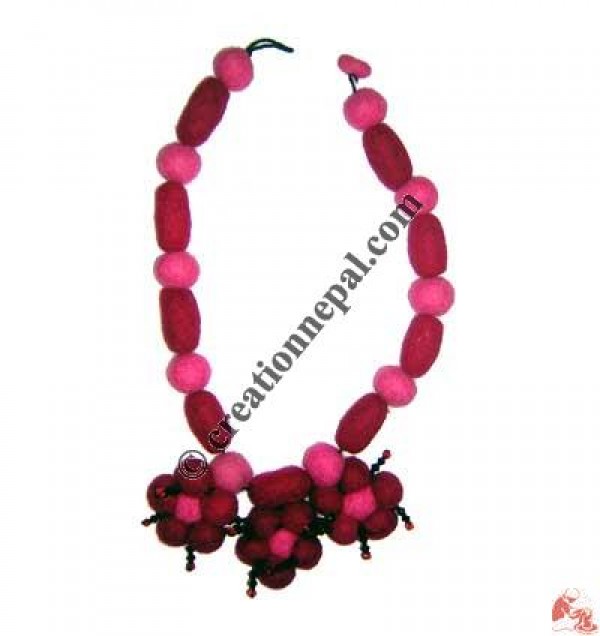 Felt jewel necklace