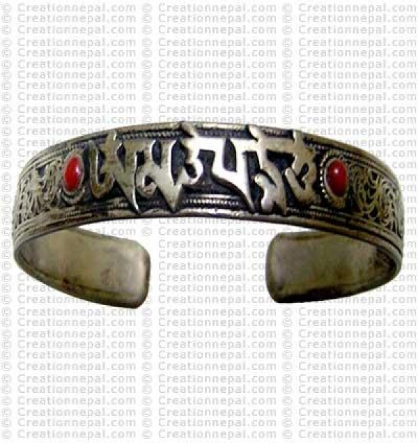Small size filigree bangle