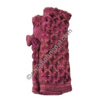 Colorful dark-pink woolen hand warmer