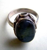 Onyx colour finger ring 1