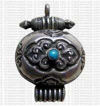 Auspicious silver box pendant