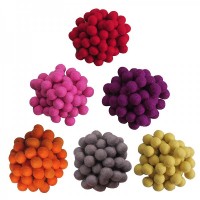 3 cm diameter felt balls (packet of 500 balls)