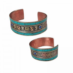 Turquoise setting Mantra-filigree bangle