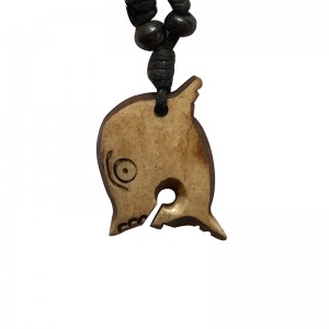Fish carved bone pendent1