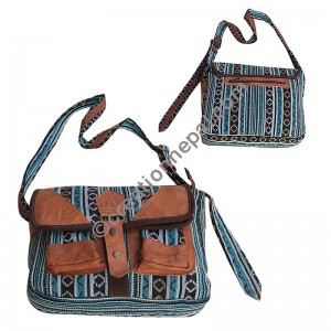 Front pockets Gheri-leather cross body bag