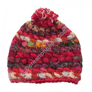 Wool-silk red pom-pom cap