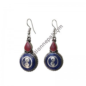Double swirl earring