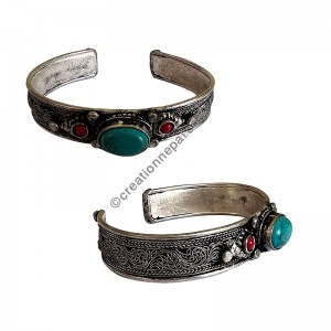 Filigree design bangle