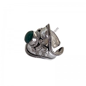 Oval shape wide-front finger ring
