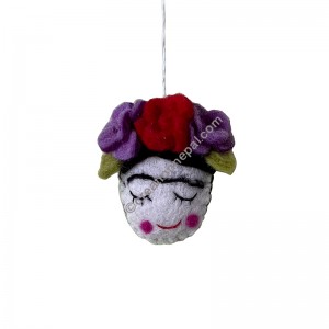 Flowers attached felt decorative