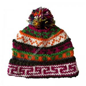 Woolen pompom cap4