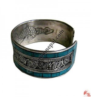 Filigree wide bangle2