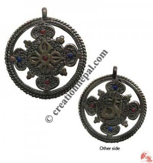 Double face pendant8