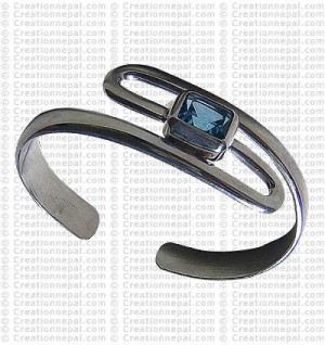 S design BT bangle