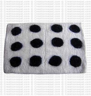 Felt Cushion 3