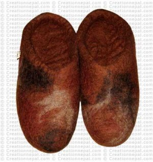 Tie-dye design slipper