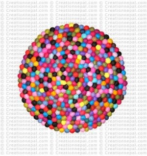 Felt balls round mat - 44 cm