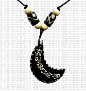 Om Mani moon amulet