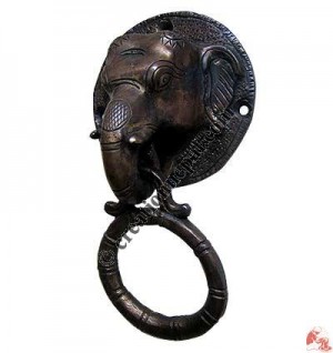 Elephant design door handle
