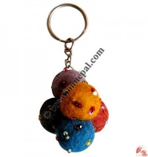 Glass beads decorated felt beads key-ring