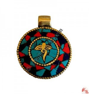 Stone setting round pendant1