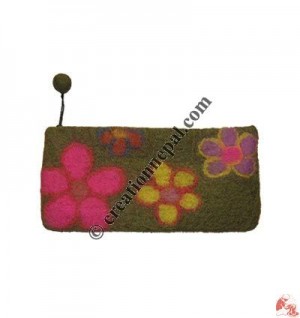 Flower felt hand purse2