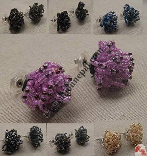 Flower design pote ear stud