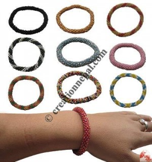 Colorful beads pote bangle
