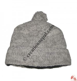 Off-white and grey simple cap