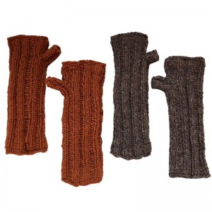 Plain woolen hand warmer
