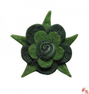 2-step 5-leaf flower felt brooch