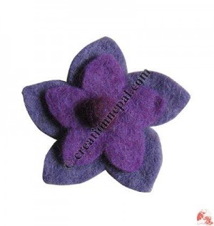 Simple 2-step flower felt brooch