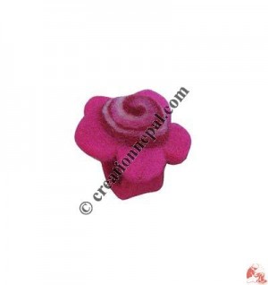 Single flower-spiral felt finger ring