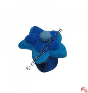 Two-flower felt finger ring