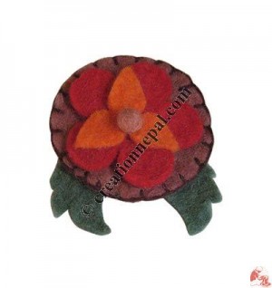 Flower with leaves  felt hair back-clip