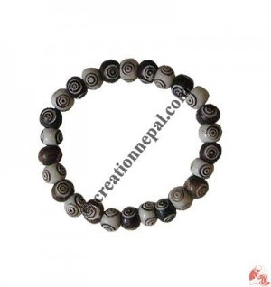 Carved beads wrist band1